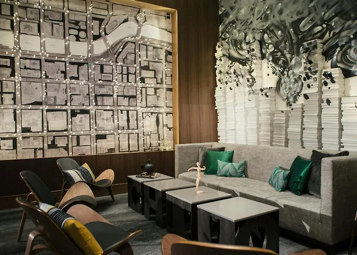Renaissance Downtown 4* Chicago