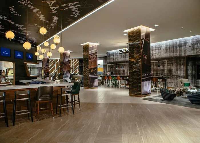 Hotel Renaissance Downtown