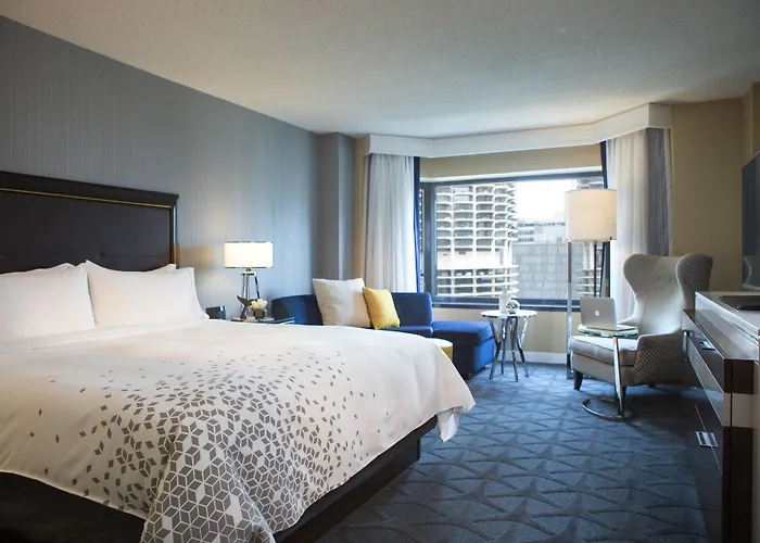 Renaissance Downtown Hotel 4*