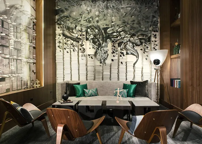 Renaissance Downtown Hotel Chicago
