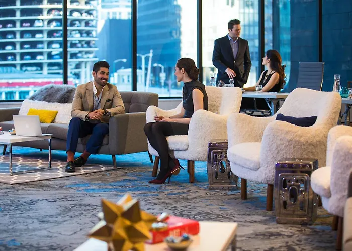 Renaissance Downtown 4* Chicago