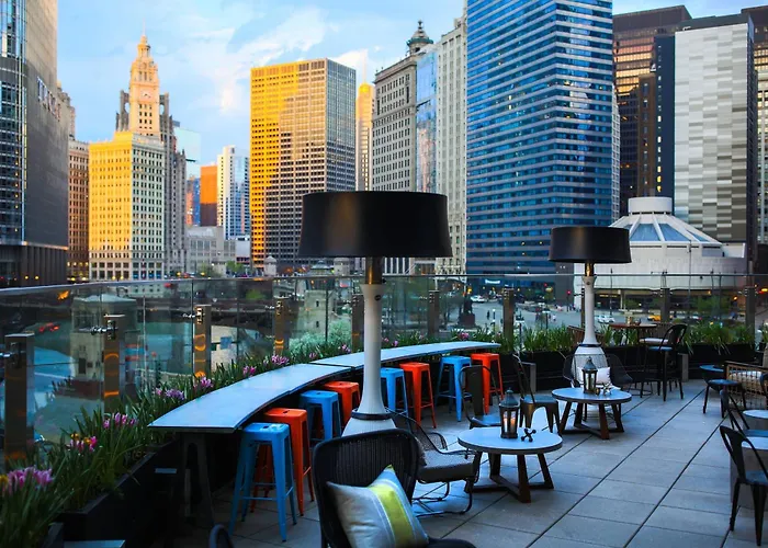 Renaissance Downtown 4*