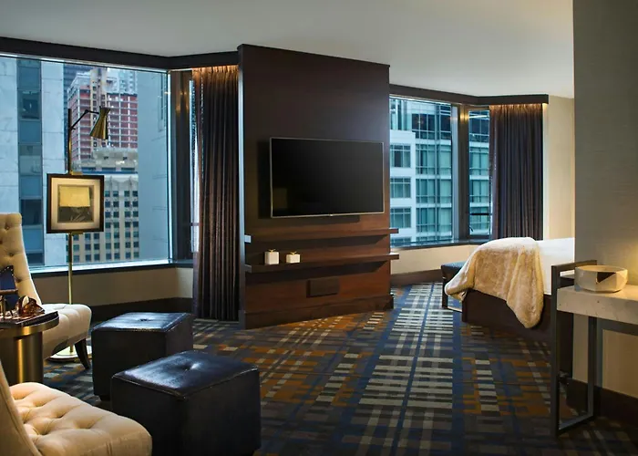 Hotel Renaissance Downtown