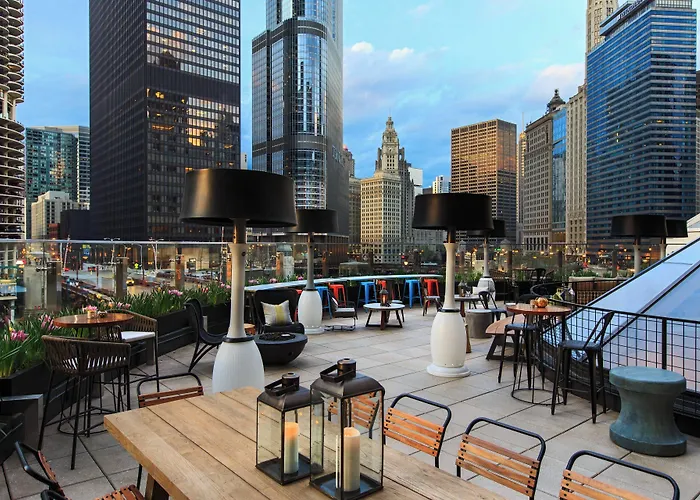 Renaissance Downtown Hotel 4*