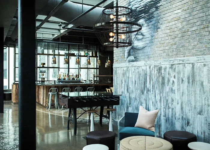 Renaissance Downtown